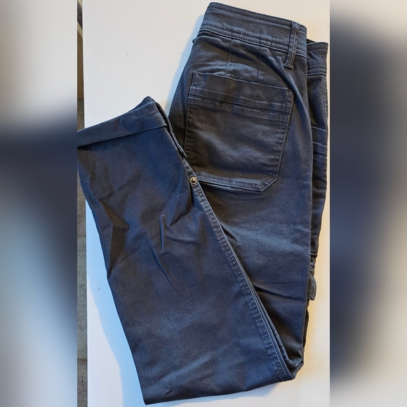 Democracy Ab Solution High Rise Utility Pant - Picture 3 of 7